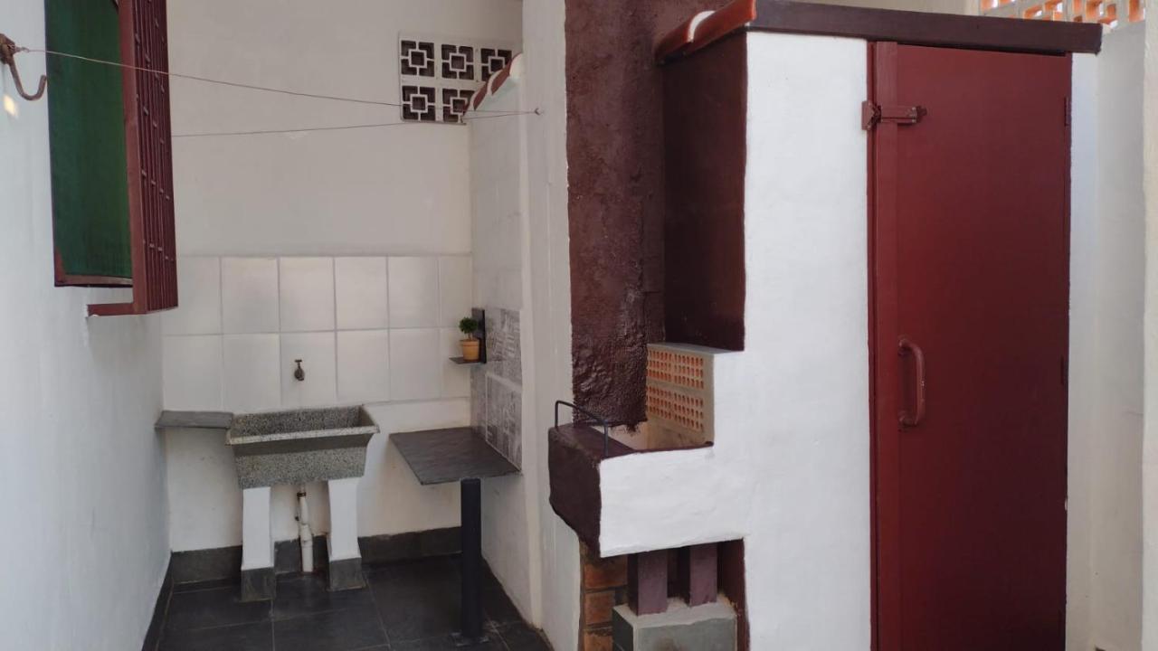 Villa Casa Inteira Cravada Entre Os Principais Pontos Turisticos Caraguatatuba Exterior foto